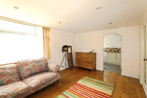 Apartment - Horsefair Street, Charlton Kings, Cheltenham