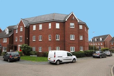 Flat - Chaise Meadow, Lymm