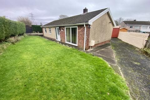 Detached bungalow - Butterslade Grove, Ynysforgan, Swansea, City And County of Swansea.