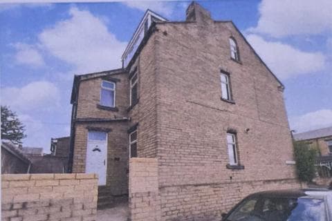 House - Ventnor Street, Bradford BD3