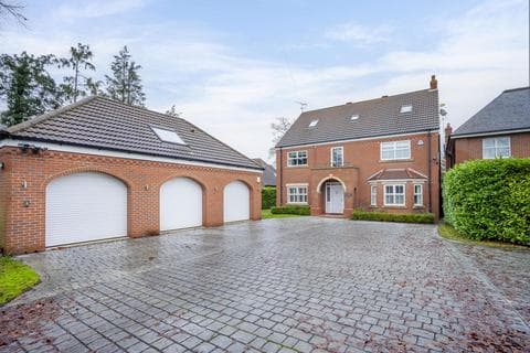 Detached house - Hopgrove Lane South, York
