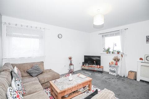 Flat - Charleston Drive, Dundee DD2