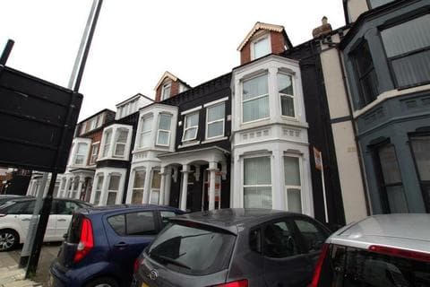 Terraced house - Middlesbrough TS1