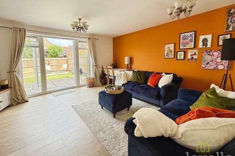 Townhouse - Severus Crescent, North Hykeham LN6