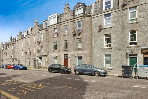 Flat - Victoria Road, Aberdeen, AB11