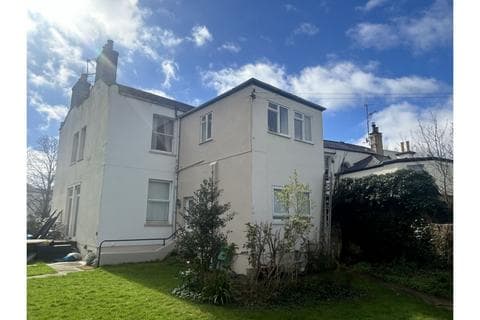 Apartment - Prestbury Road, Cheltenham, GL52