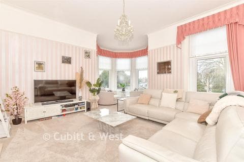 Apartment - 77 Festing Road, Southsea PO4