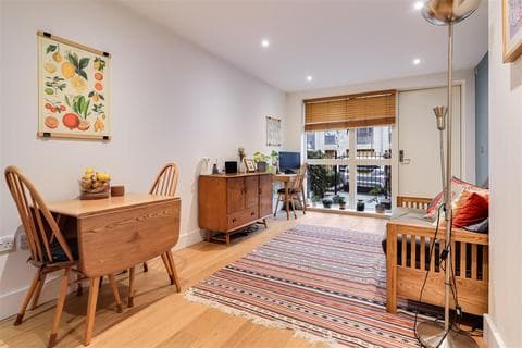 Apartment - Kingsley Walk, Cambridge CB5