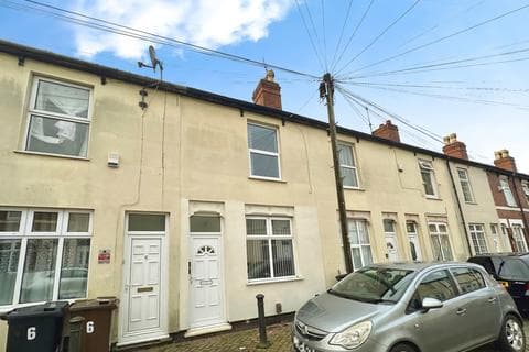 Terraced house - Newport Street, Wolverhampton WV10