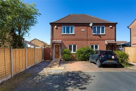 Semi-detached house - New Lane, York YO32
