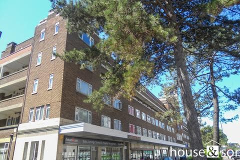Apartment - Lansdowne House, Christchurch Road, Bournemouth BH1