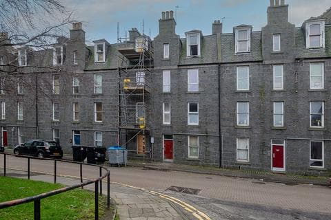 1 bedroom flat for sale