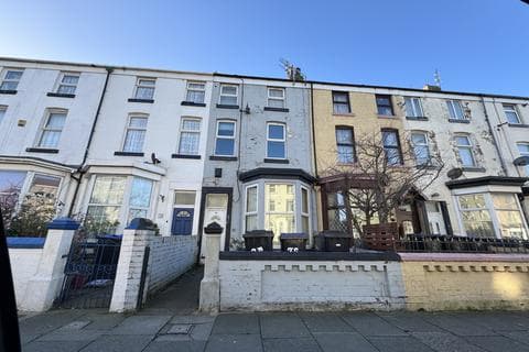 Block of apartments - High Street, Blackpool FY1