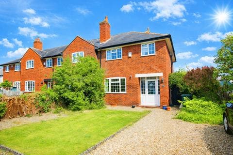 End of terrace house - Bachelors Lane, Chester CH3