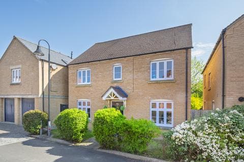 Detached house - Havisham Drive, Swindon SN25