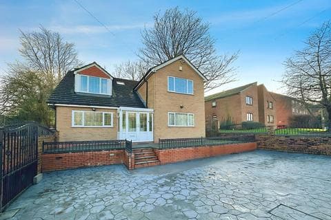 Detached house - Parkfield Road, Wolverhampton WV4