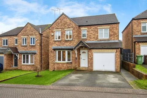 Detached house - Watering Meadow, Leeds LS27