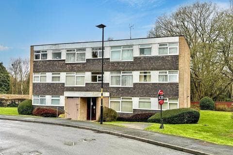 Flat - Trident Close, Sutton Coldfield