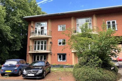 Flat - Pineview Gardens, Littleover, Derby, Derbyshire, DE23
