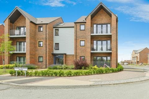 Flat - Round Meadow Road, Leicester, Leicestershire, LE4