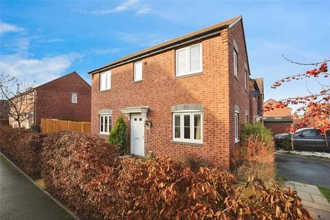 3 bedroom detached house for sale