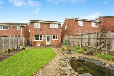 Detached house - Sanctuary Close, Worcester, Worcestershire, WR2