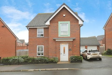 Detached house - Columbia Crescent, WOLVERHAMPTON, West Midlands, WV10