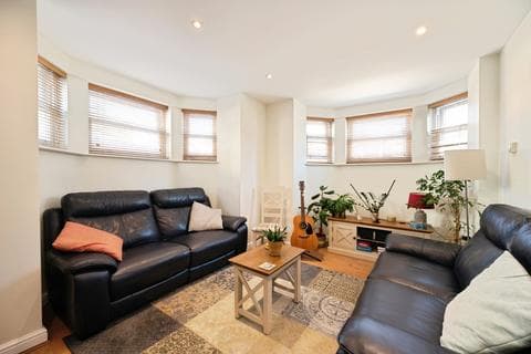 Maisonette - Alhambra Road, SOUTHSEA, Hampshire, PO4