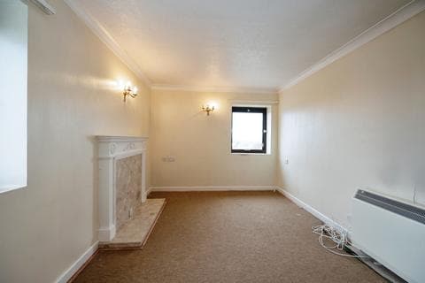 Flat - Clarence Parade, Southsea, Hampshire, PO5