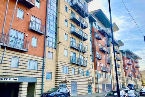 Flat - Low Street, Sunderland, Tyne and Wear, SR1