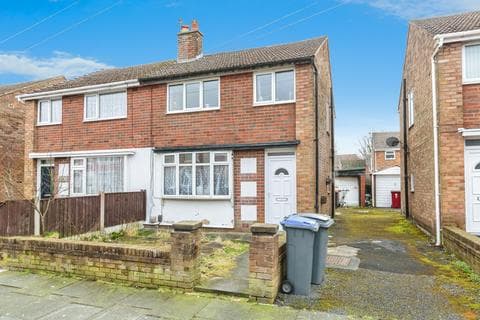 Semi-detached house - Dewhurst Avenue, Blackpool, Lancashire, FY4