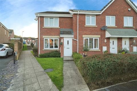 Mews - Kelstern Close, Bolton, Greater Manchester, BL2