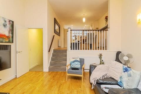 Terraced house - Enterprise Lane, Campbell Park, Milton Keynes, MK9