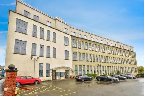 Flat - Freehold Street, Northampton, Northamptonshire, NN2