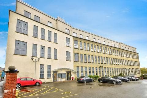 Flat - Freehold Street, Northampton, Northamptonshire, NN2