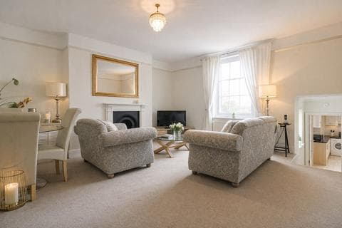 Apartment - 77 St Georges Road, Cheltenham, GL50