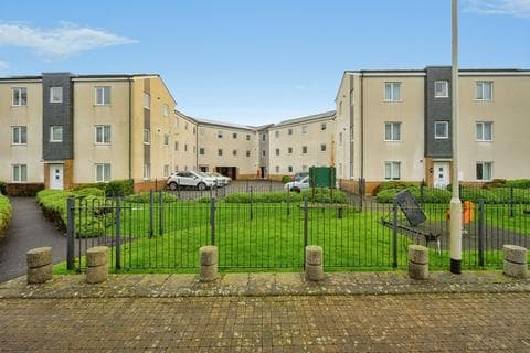 Flat - Boundary Place, Plymouth, Devon, PL6