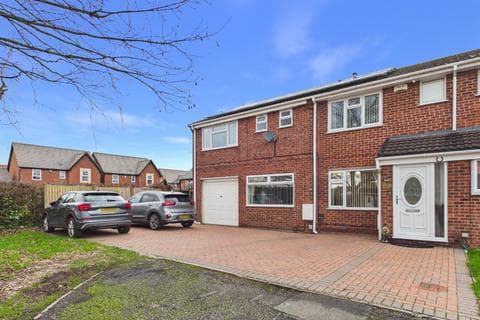 Semi-detached house - Tyndale Chase, Stenson Fields, Derby, Derbyshire, DE24 3AU
