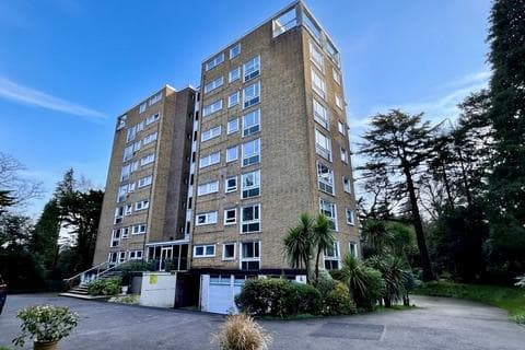 Apartment - The Avenue, BRANKSOME PARK, BH13