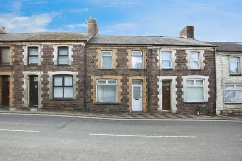 Terraced house - Cefn Road, Rogerstone, Newport