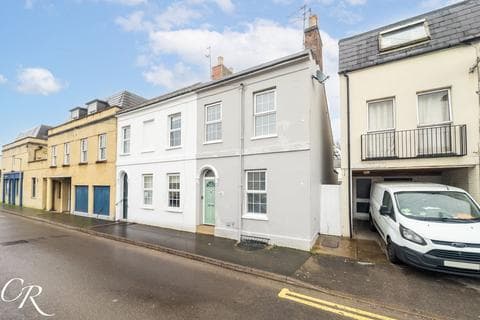 End of terrace house - Clare Street, Cheltenham GL53