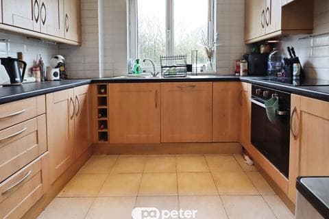 Flat - Awel Mor, Llanedeyrn, CARDIFF