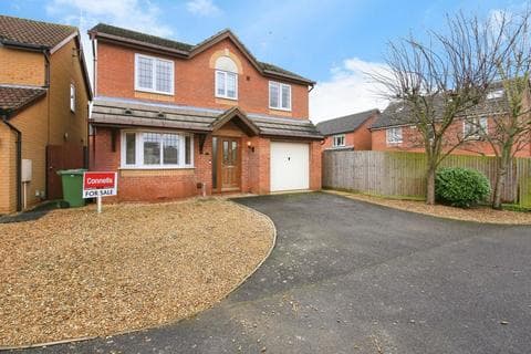 Detached house - Houghton Avenue, PETERBOROUGH