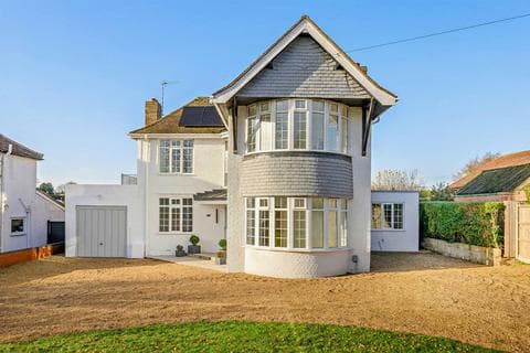 Detached house - Heartsease Lane, Norwich