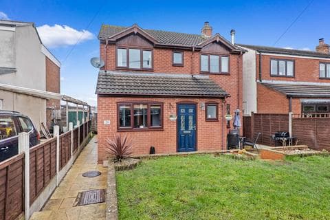 Detached house - 28 Saunders Street, Northwick, Worcester.  WR3 7ED
