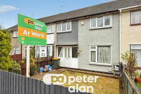 Terraced house - Thames Close, Bettws, Newport
