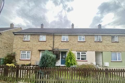 Terraced house - Rutland Close, CB4 2HT
