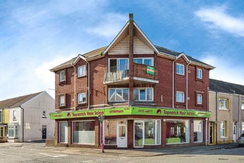 Flat - Beach Street, Swansea SA1