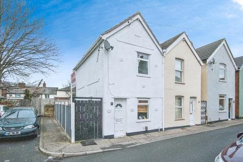 End of terrace house - New Park Street, COLCHESTER