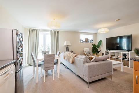Apartment - Halifax Road, Huddersfield